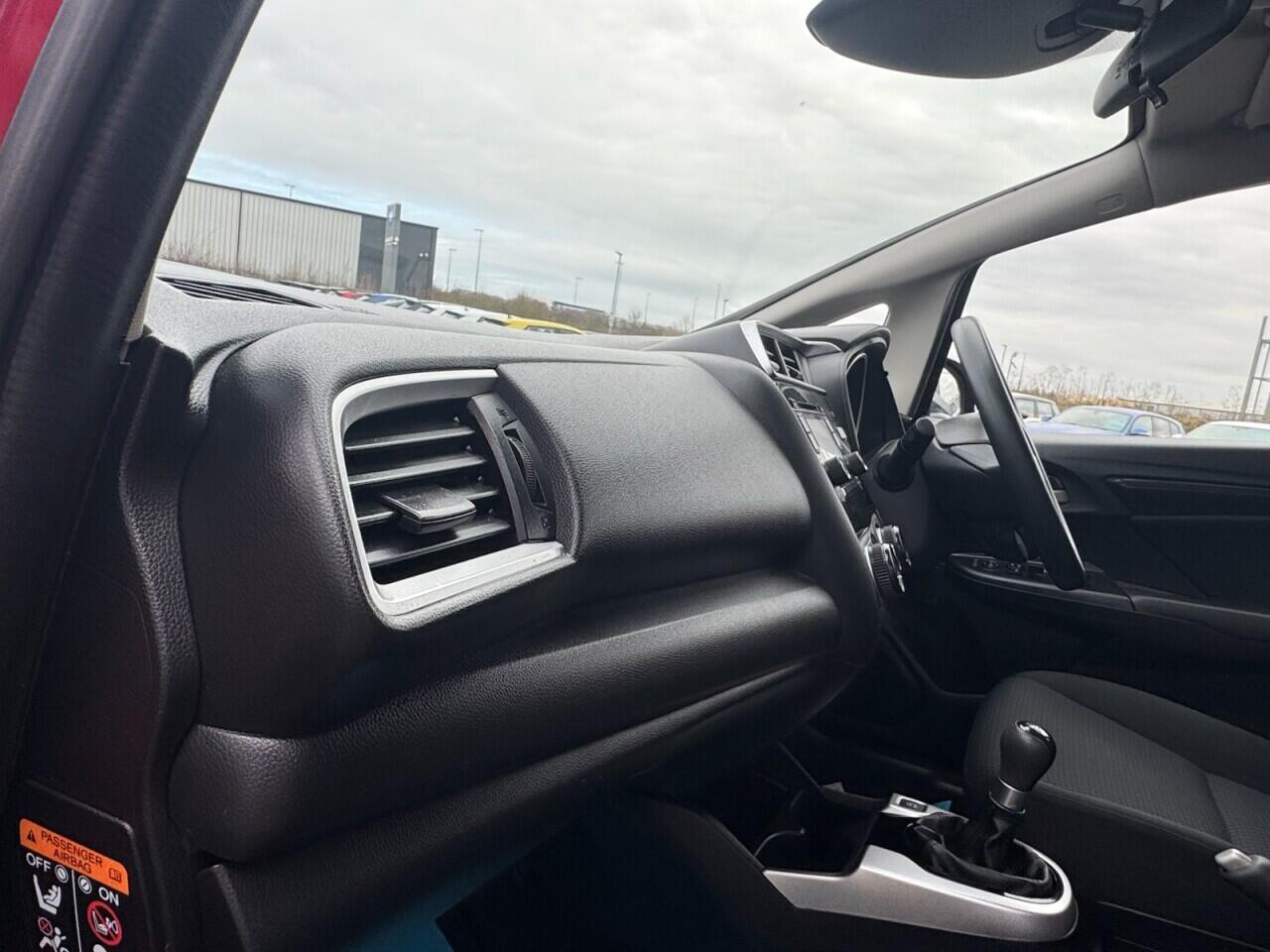 Used Honda Jazz 2019 for sale - 77657584: Photo 37