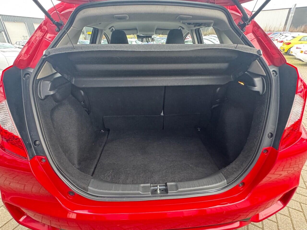 Used Honda Jazz 2019 for sale - 77657584: Photo 41