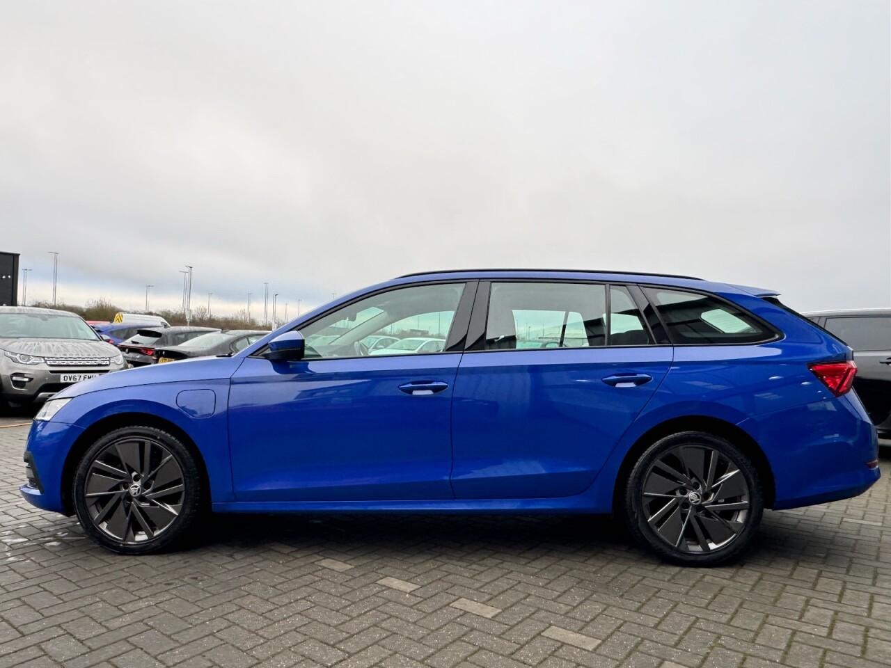 Used Skoda Octavia 2021 for sale - 76701399: Photo 15