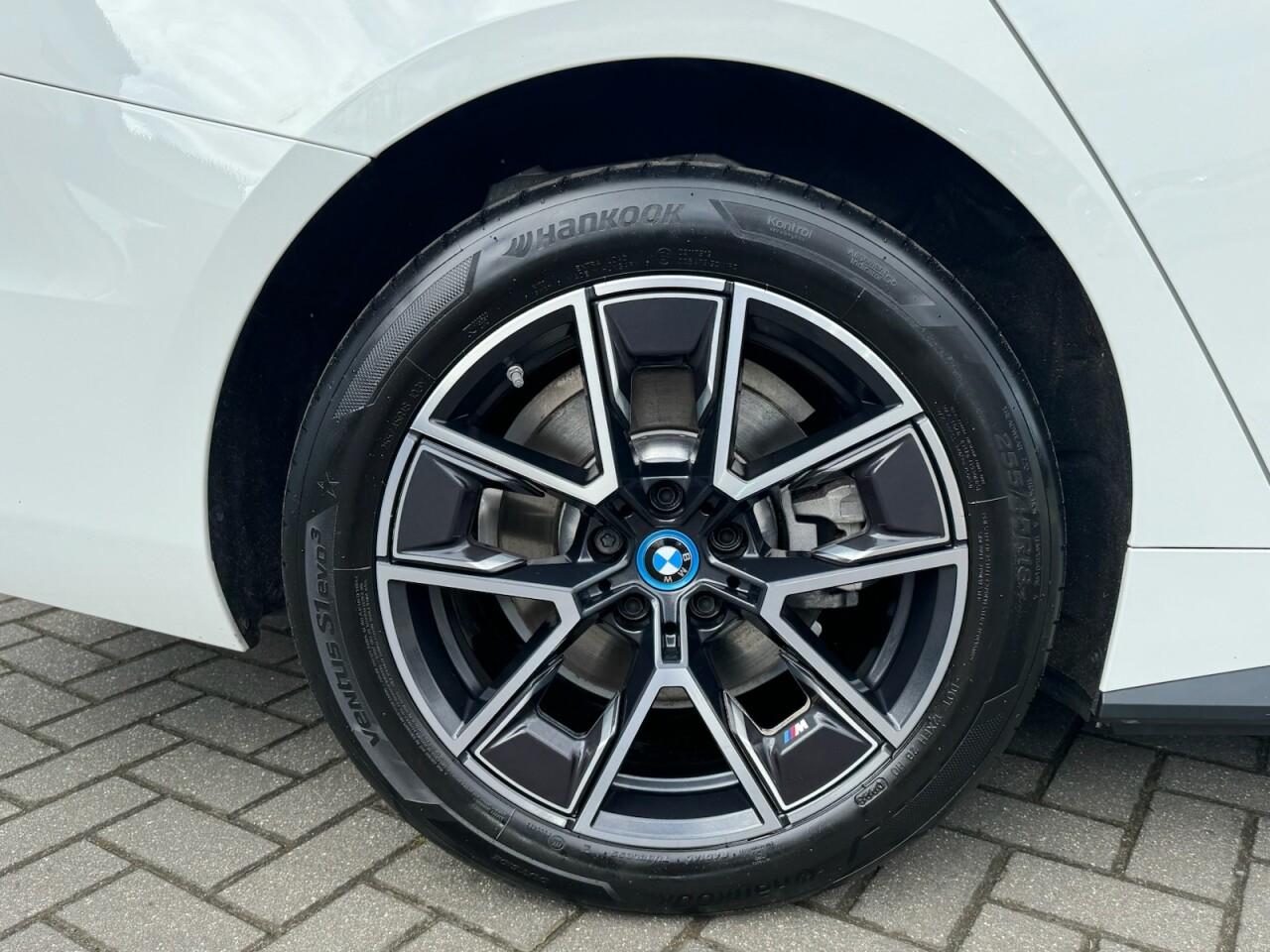 Used BMW i4 2023 for sale - 76701348: Photo 27