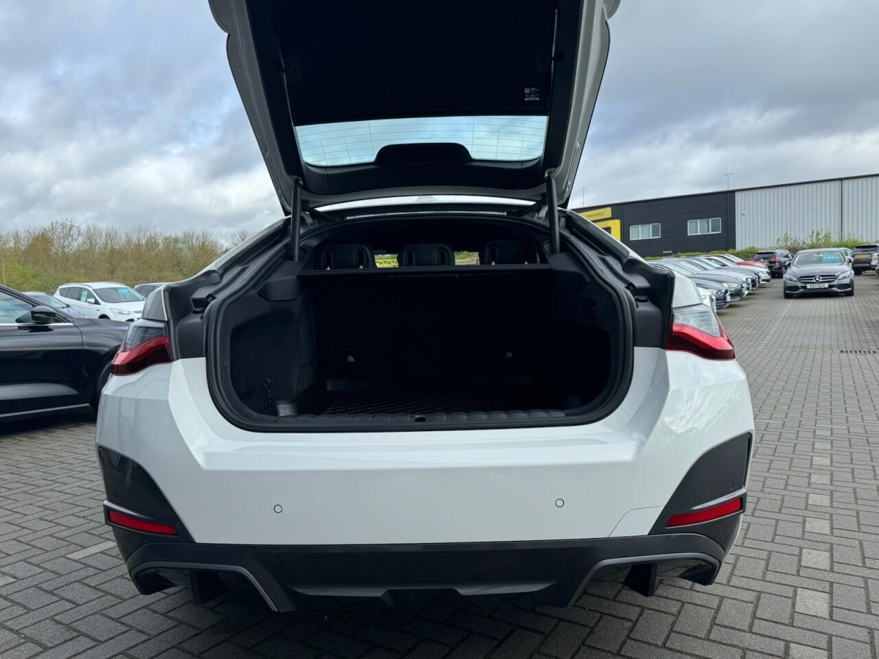 Used BMW i4 2023 for sale - 76701348: Photo 33