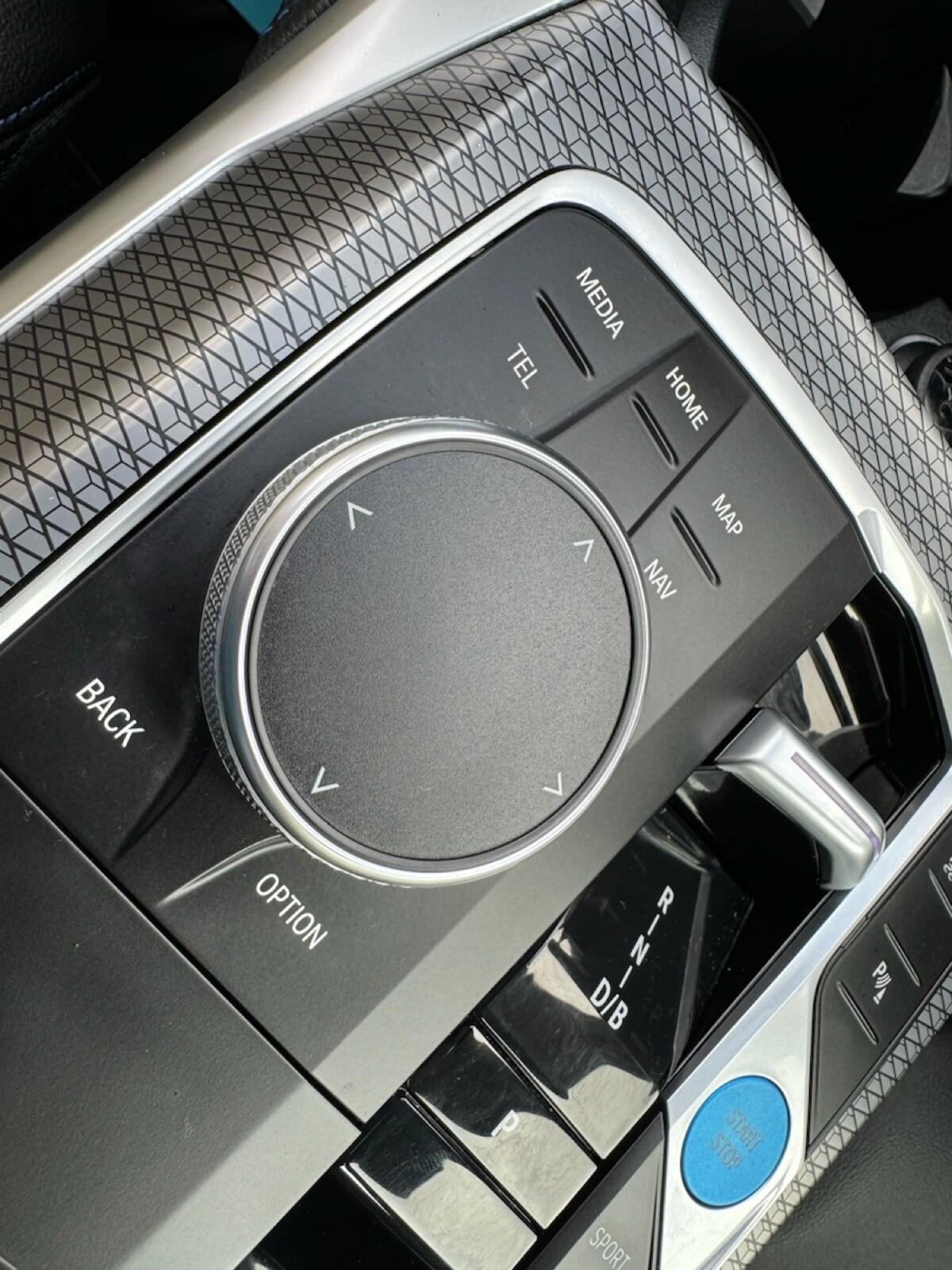 Used BMW i4 2023 for sale - 76701348: Photo 55