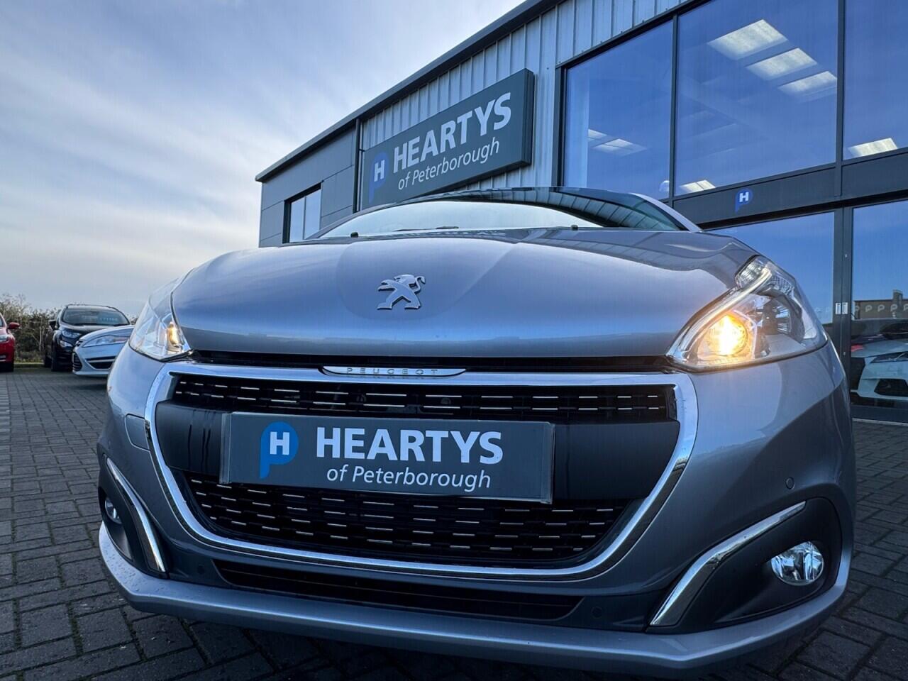 Used Peugeot 208 2019 for sale - 76702173: Photo 44