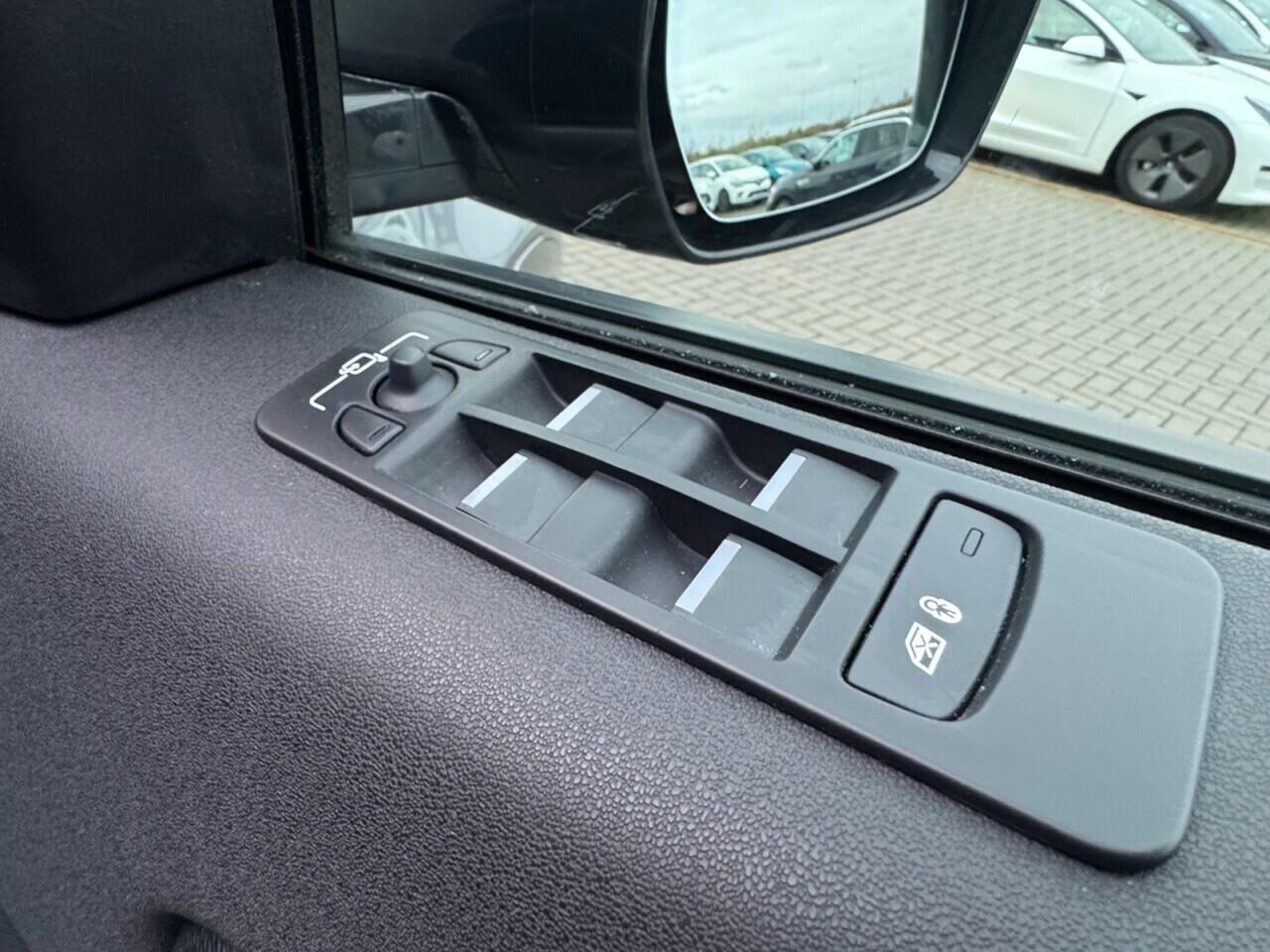 Used Land Rover Discovery Sport for sale - 76702499: Photo 50