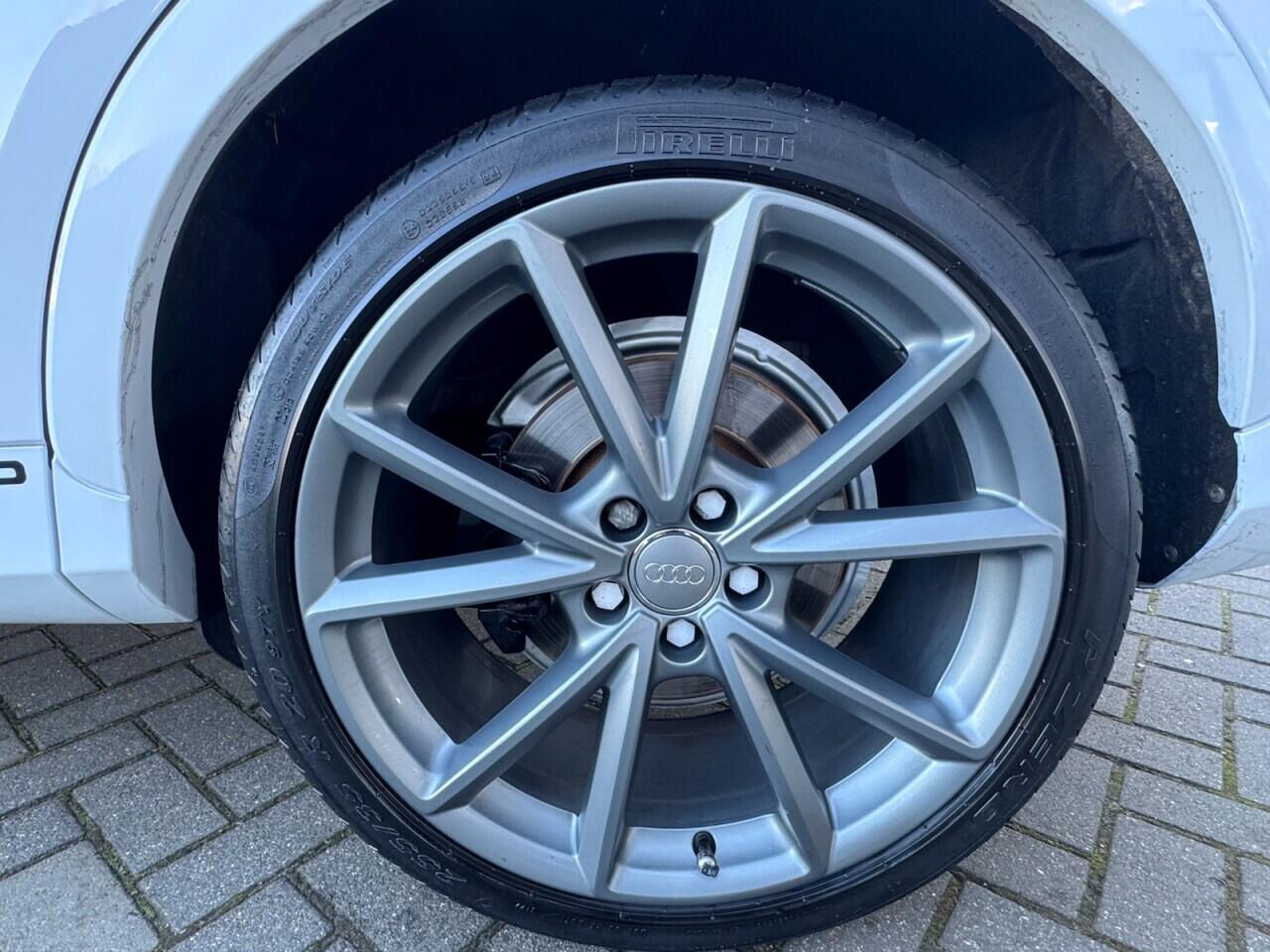 Used Audi RS Q3 2016 for sale - 76702299: Photo 37