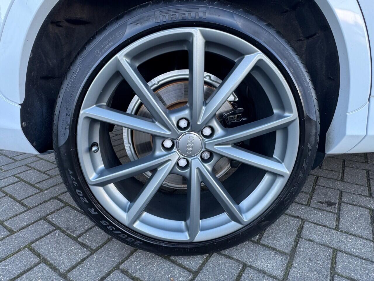 Used Audi RS Q3 2016 for sale - 76702299: Photo 46