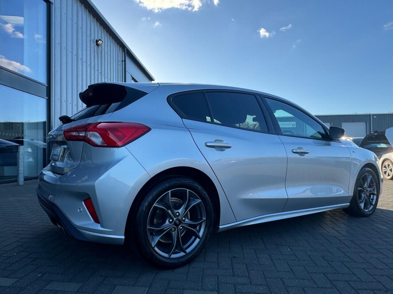 Used Ford Focus 2022 for sale - 76701447: Photo 32