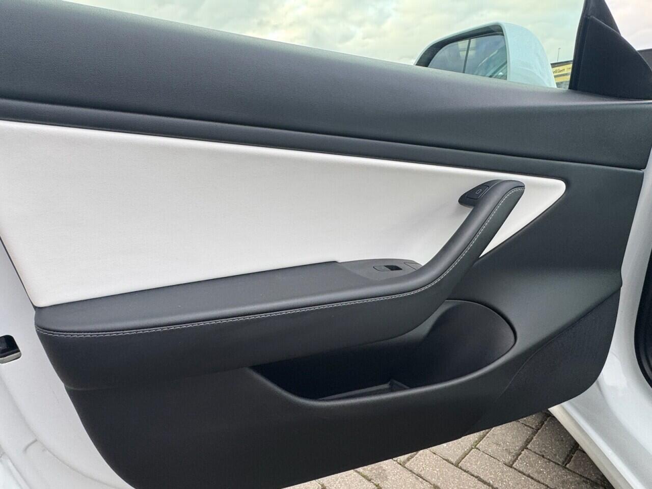 Used Tesla Model 3 2020 for sale - 76701082: Photo 36