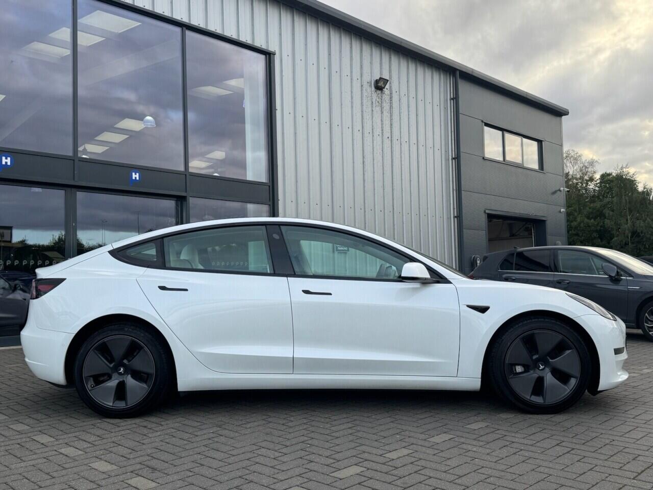 Used Tesla Model 3 2020 for sale - 76701082: Photo 42