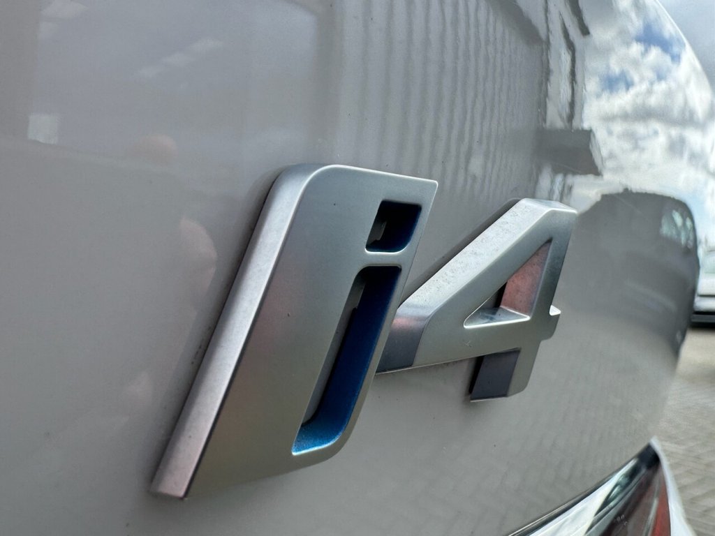 Used BMW i4 2023 for sale - 76558820: Photo 32