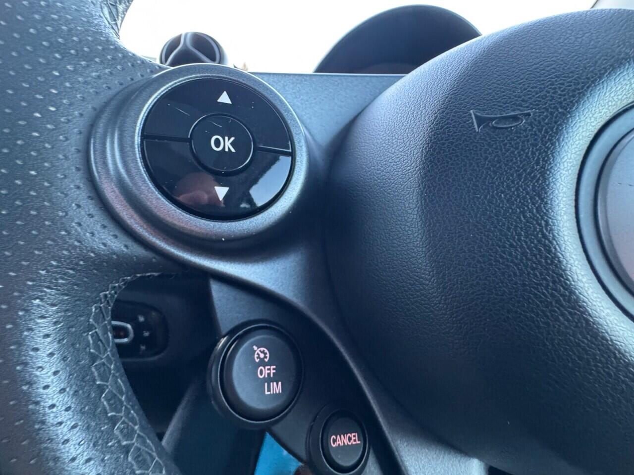 Used smart fortwo 2020 for sale - 76701619: Photo 55