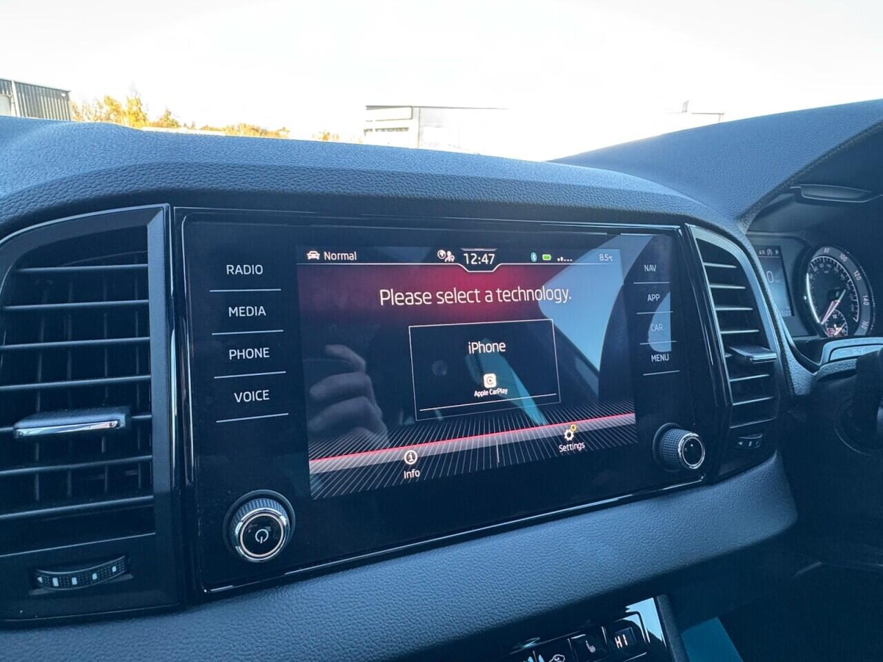 Used Skoda Karoq 2020 for sale - 76702410: Photo 36