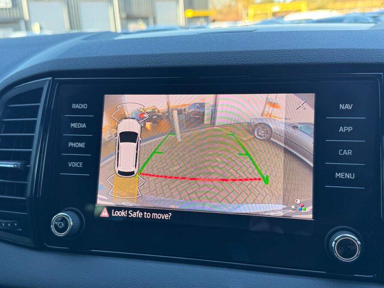 Used Skoda Karoq 2020 for sale - 76702410: Photo 67