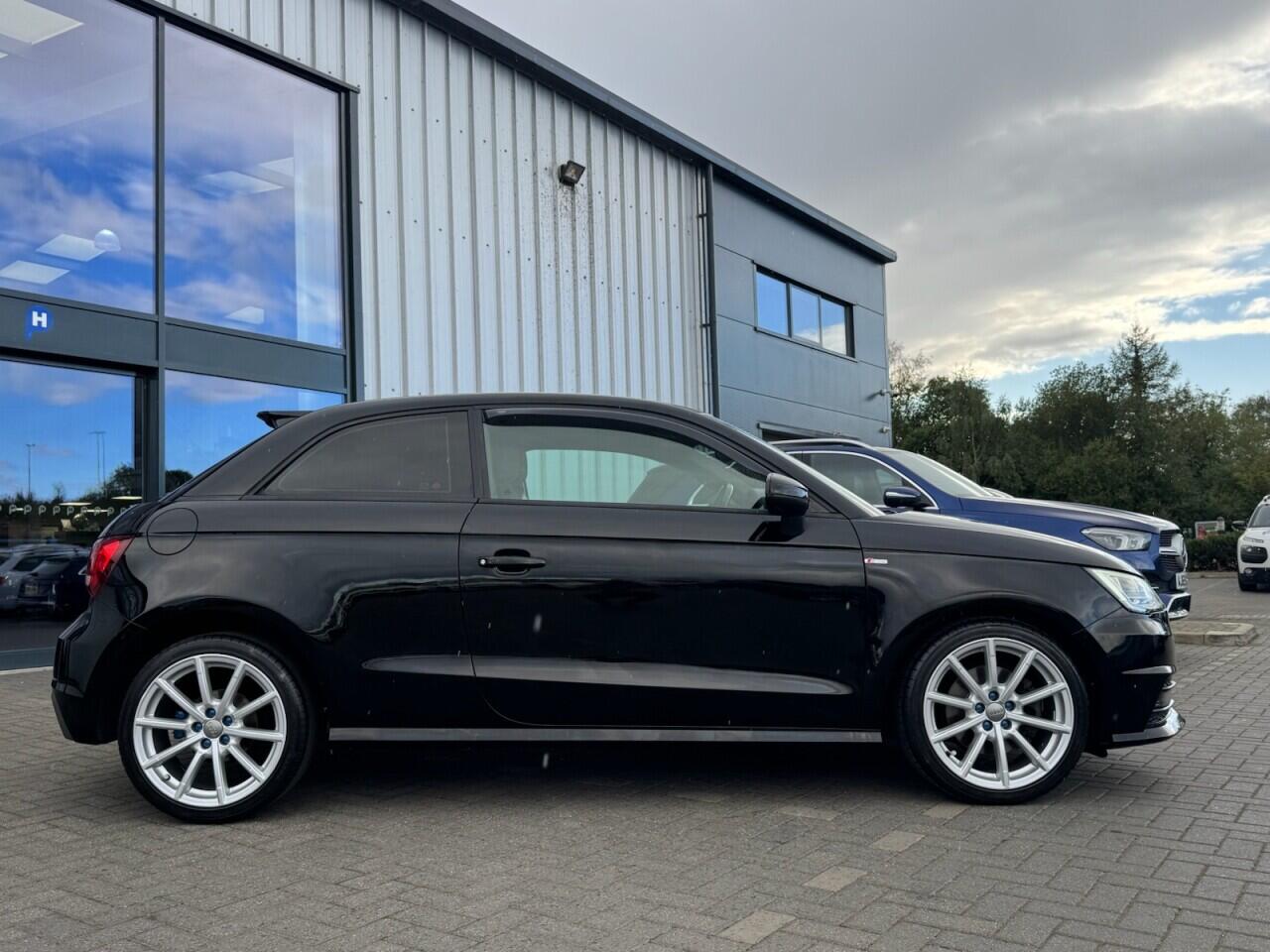 Used Audi A1 2016 for sale - 76701425: Photo 6