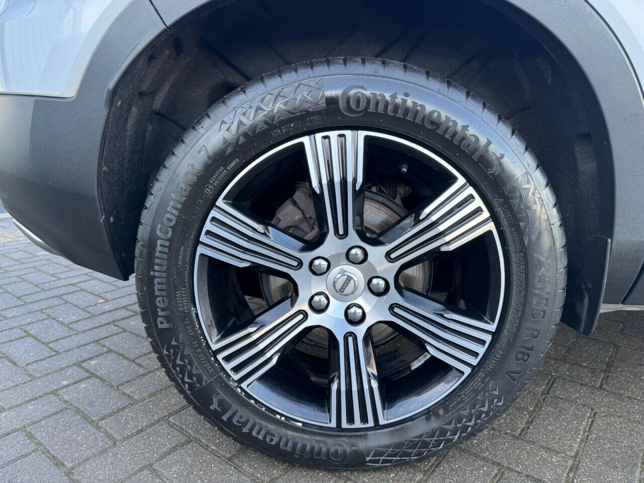 Used Volvo XC40 2019 for sale - 77090809: Photo 40