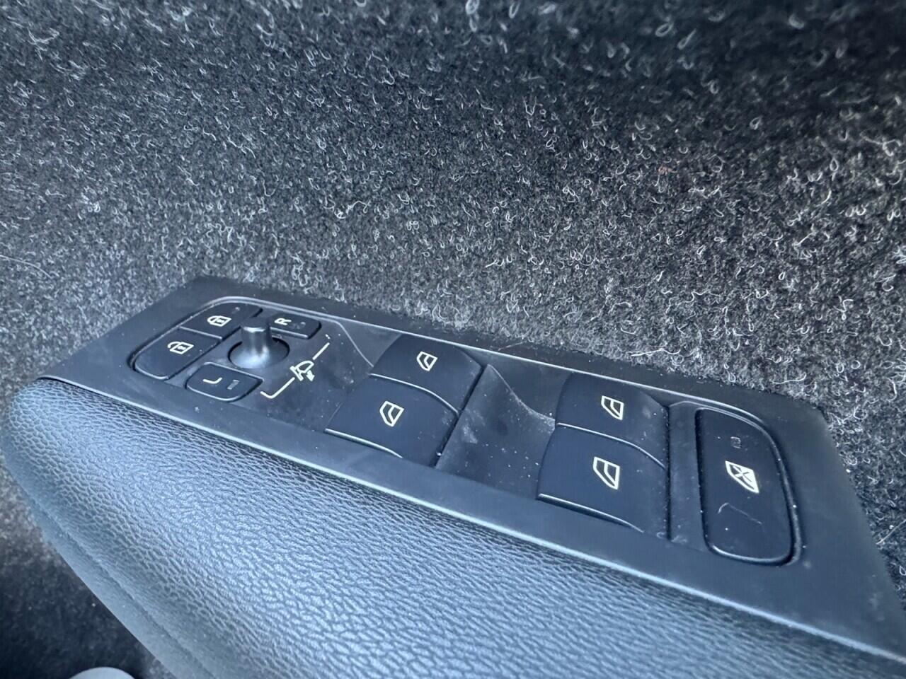 Used Volvo XC40 2019 for sale - 77090809: Photo 60