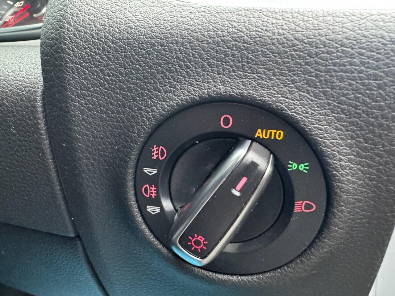 Used Audi Q7 2010 for sale - 76781551: Photo 54