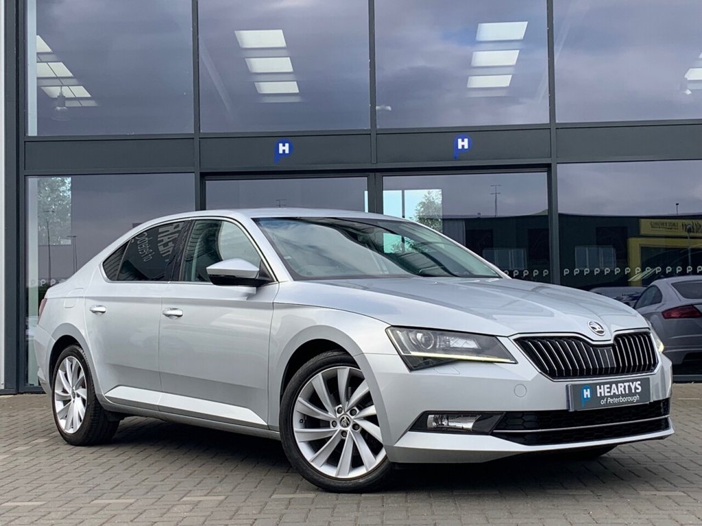 Used Skoda Superb 2017 for sale - 76558815: Photo 1