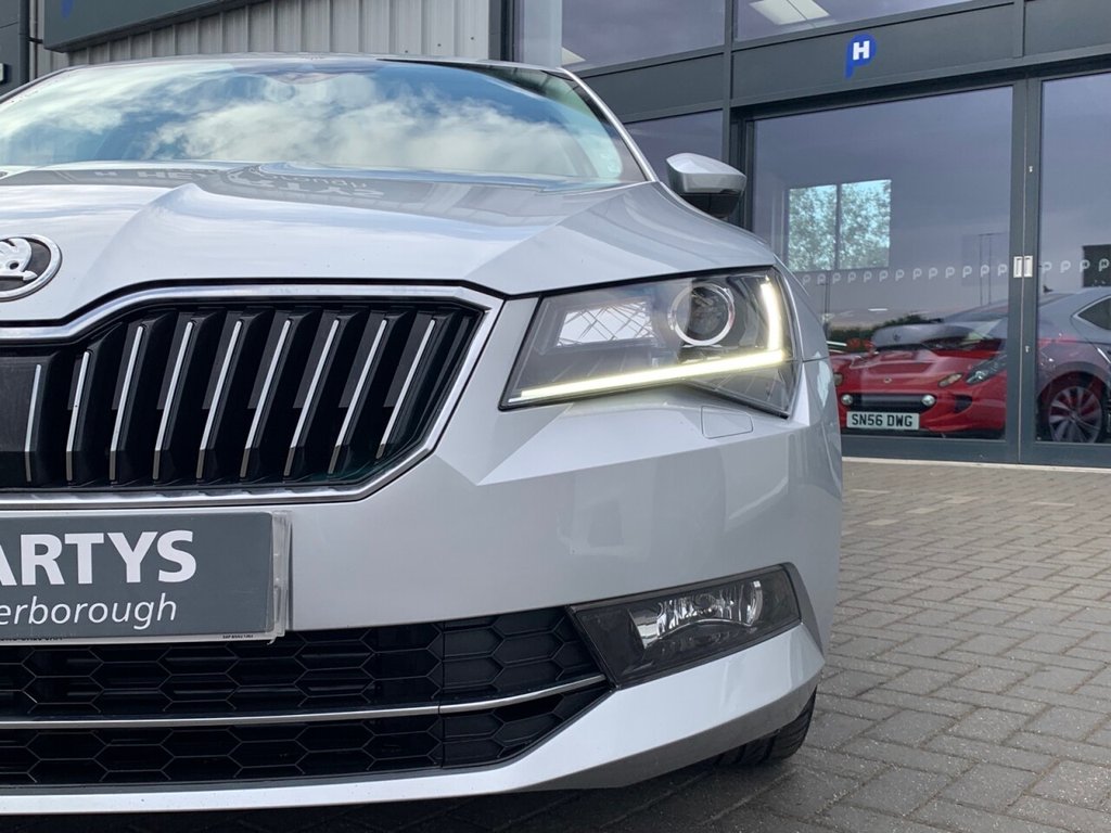 Used Skoda Superb 2017 for sale - 76558815: Photo 41