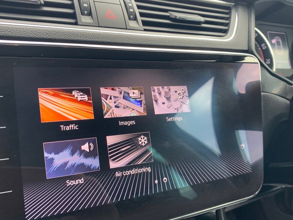 Used Skoda Superb 2017 for sale - 76558815: Photo 44