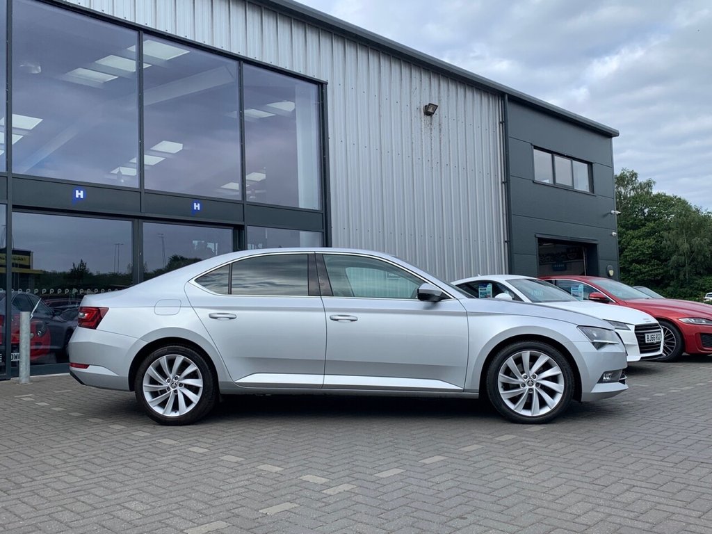 Used Skoda Superb 2017 for sale - 76558815: Photo 8