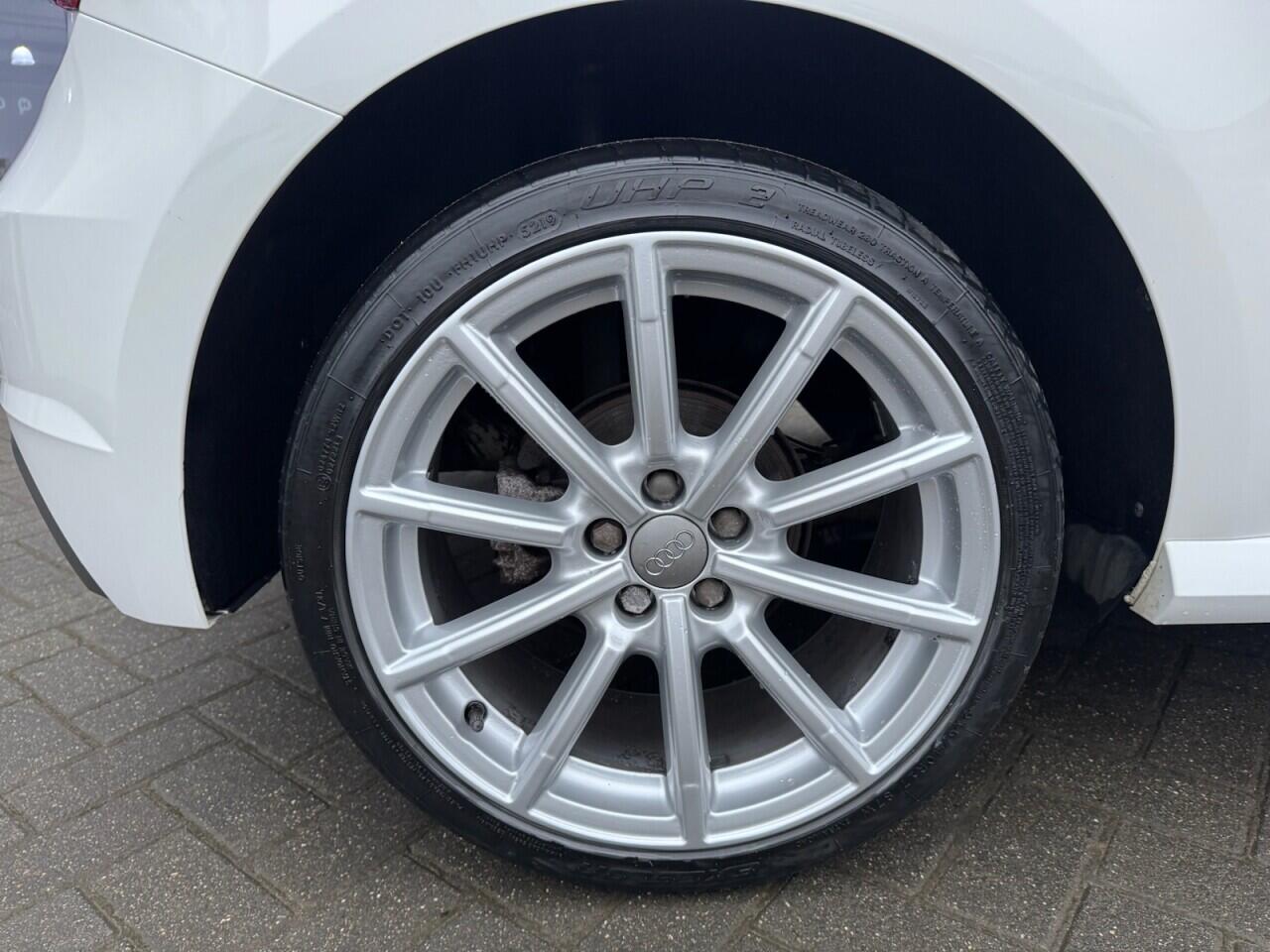 Used Audi A1 2015 for sale - 77440949: Photo 16