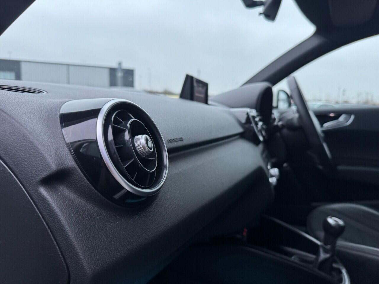 Used Audi A1 2015 for sale - 77440949: Photo 32