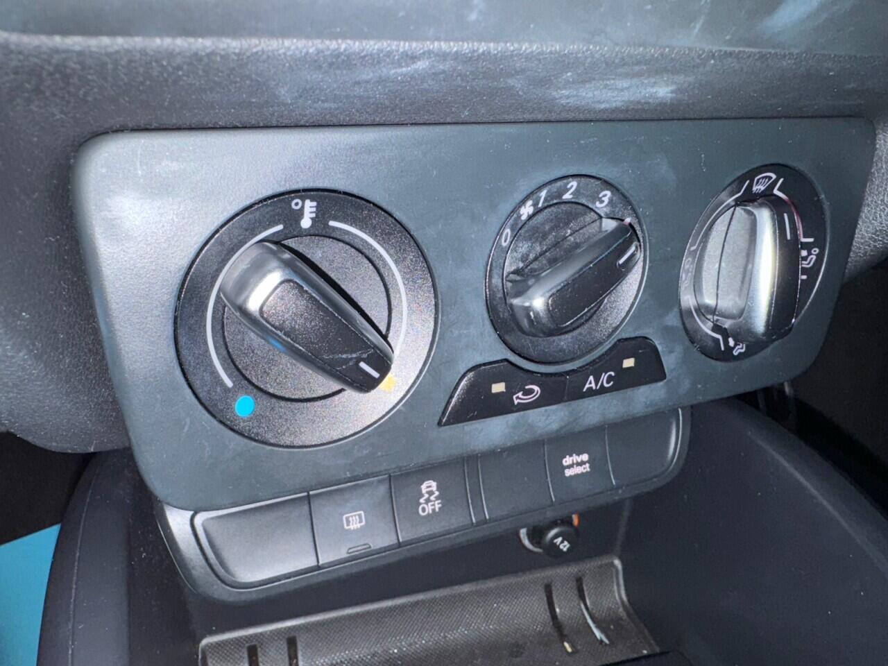 Used Audi A1 2015 for sale - 77440949: Photo 41