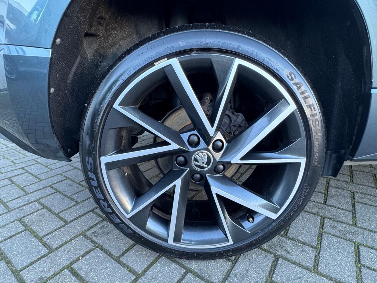 Used Skoda Karoq 2020 for sale - 76996983: Photo 42