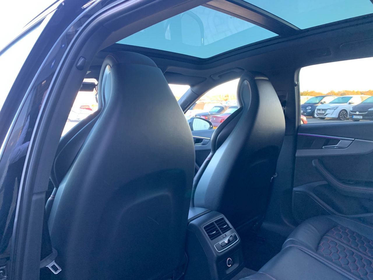 Used Audi RS4 2018 for sale - 76701250: Photo 36