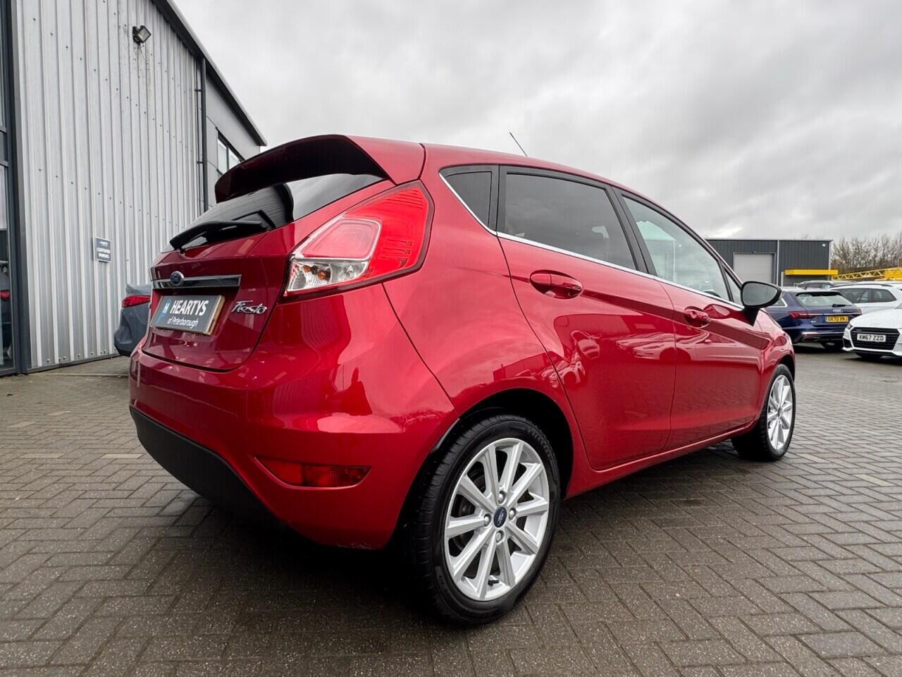 Used Ford Fiesta 2015 for sale - 77174683: Photo 25