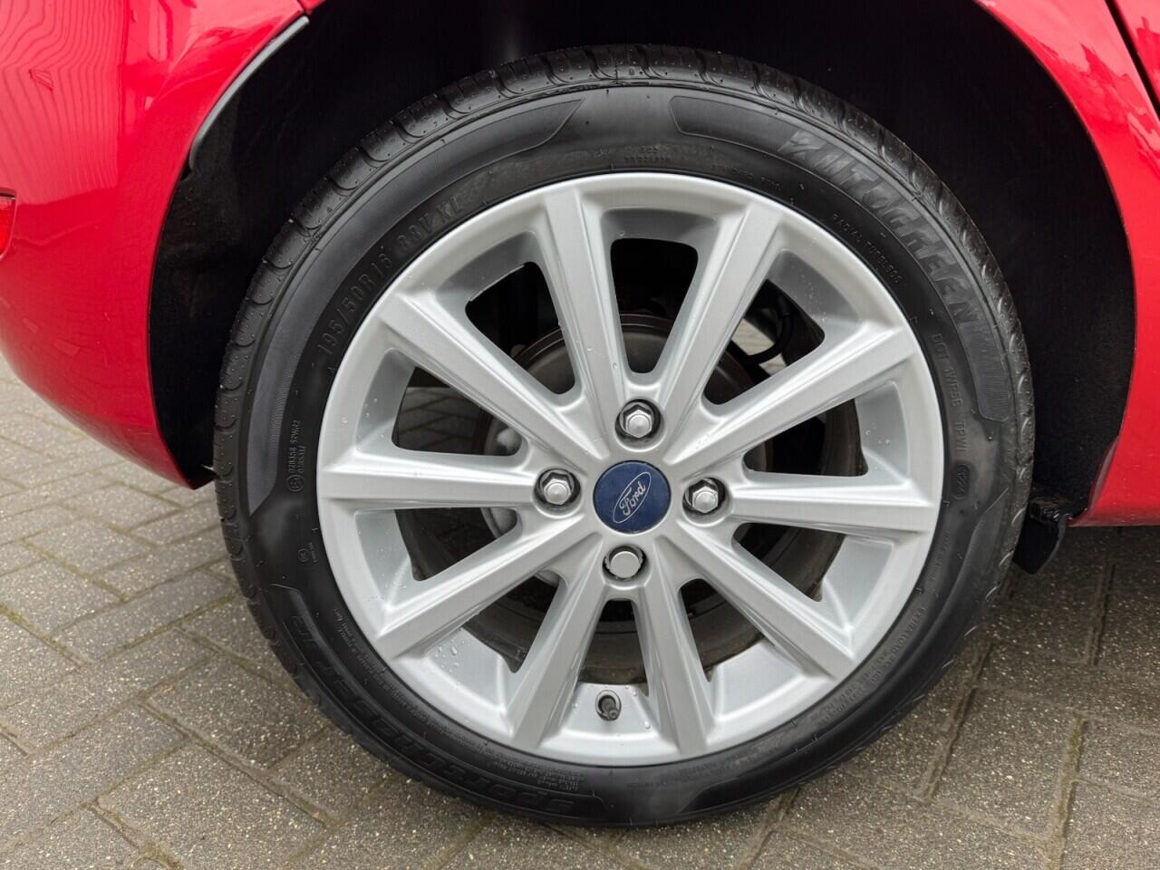 Used Ford Fiesta 2015 for sale - 77174683: Photo 32