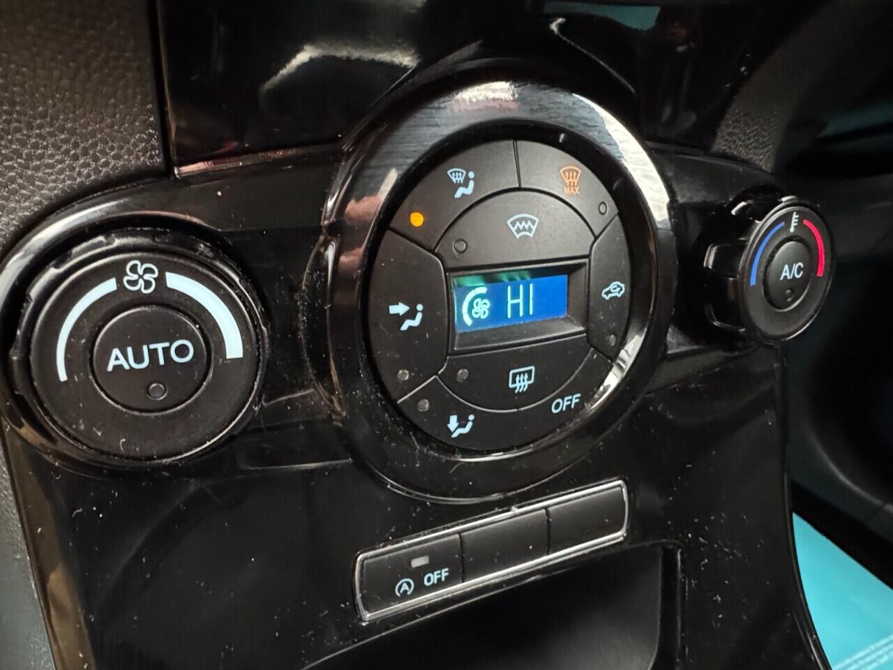 Used Ford Fiesta 2015 for sale - 77174683: Photo 40