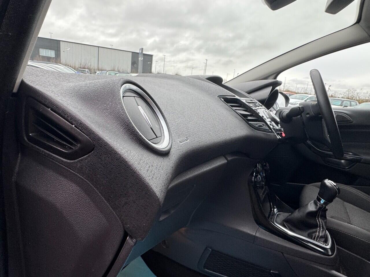 Used Ford Fiesta 2015 for sale - 77174683: Photo 47