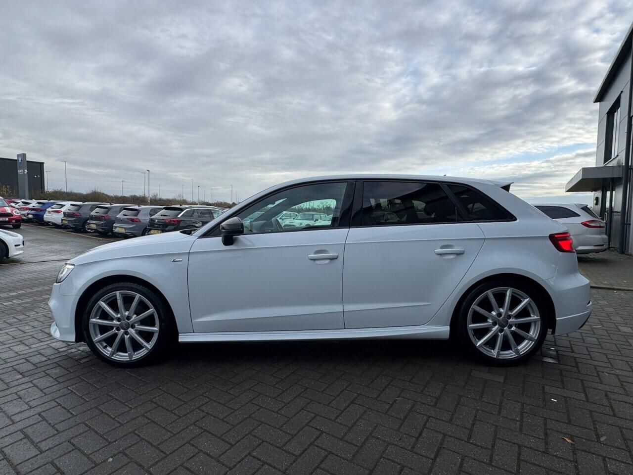Used Audi A3 2018 for sale - 76700687: Photo 18