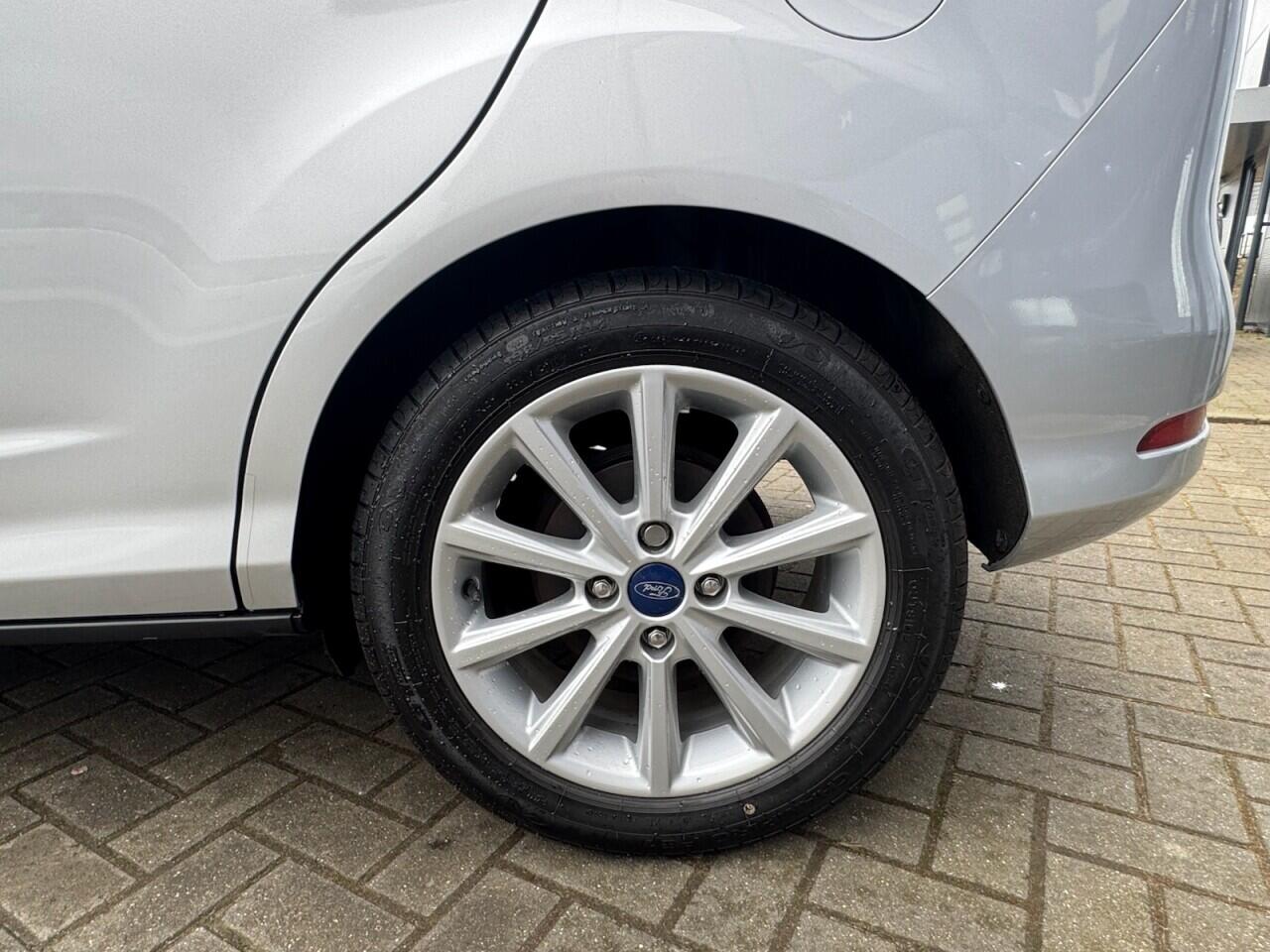 Used Ford B-MAX 2016 for sale - 77684093: Photo 12