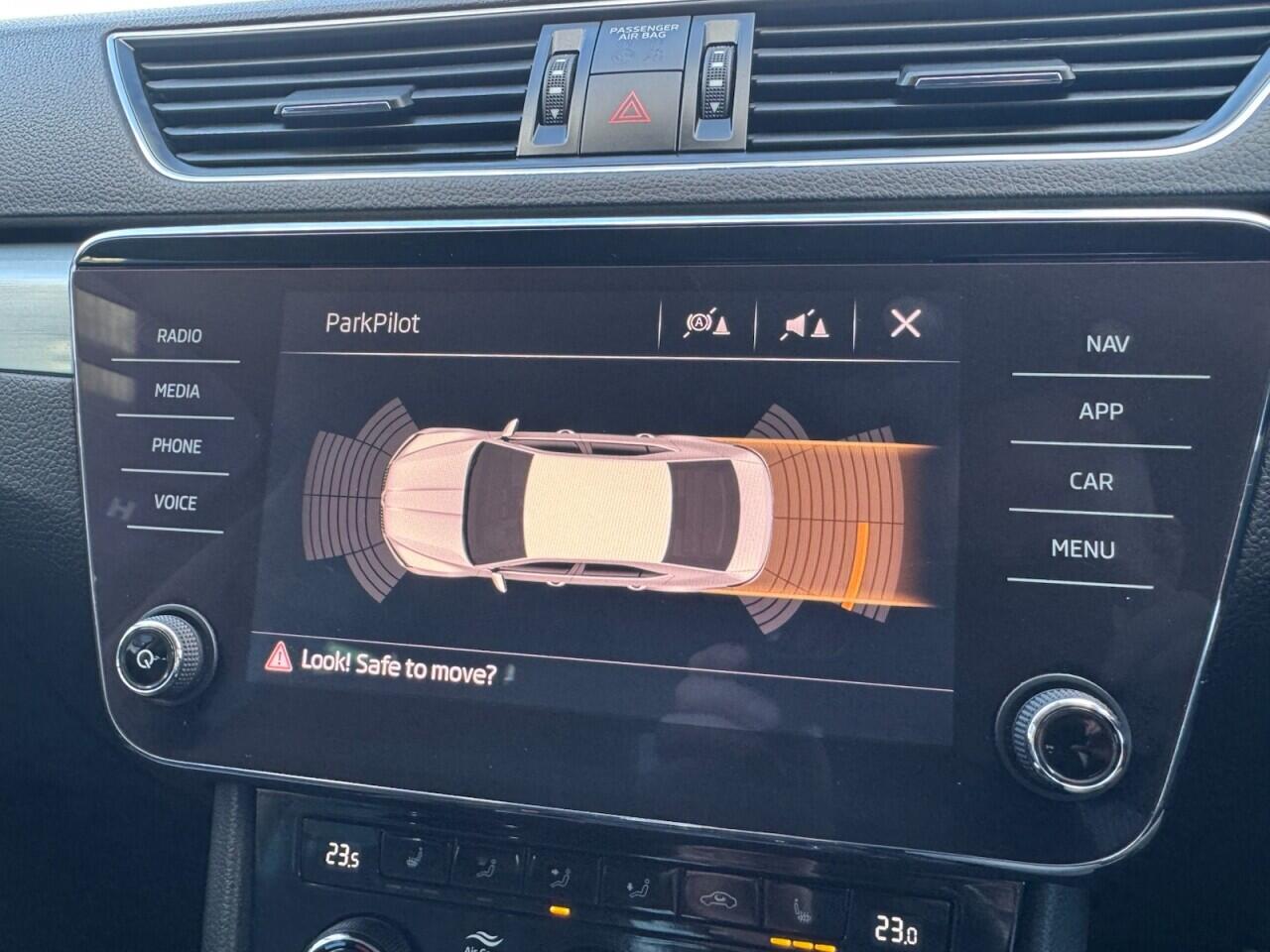 Used Skoda Superb 2019 for sale - 76989873: Photo 61