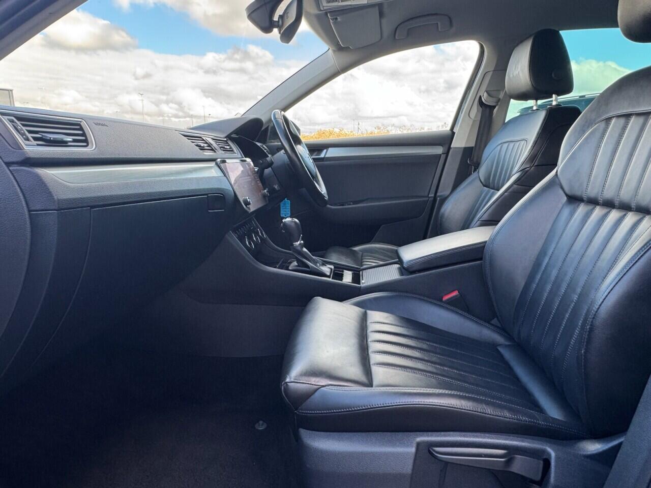 Used Skoda Superb 2019 for sale - 76989873: Photo 9