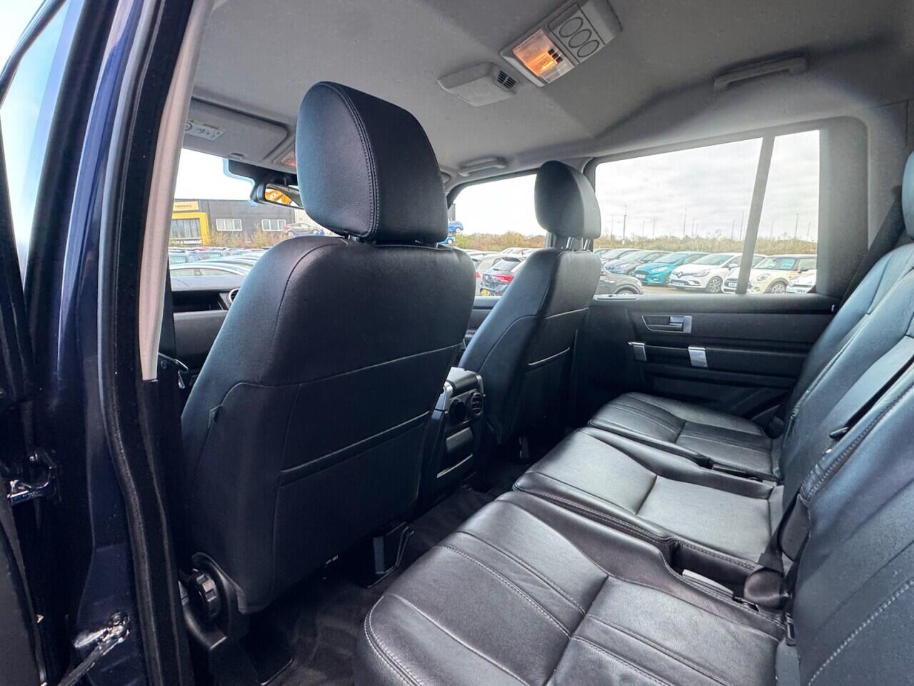 Used Land Rover Discovery 2015 for sale - 76702488: Photo 16