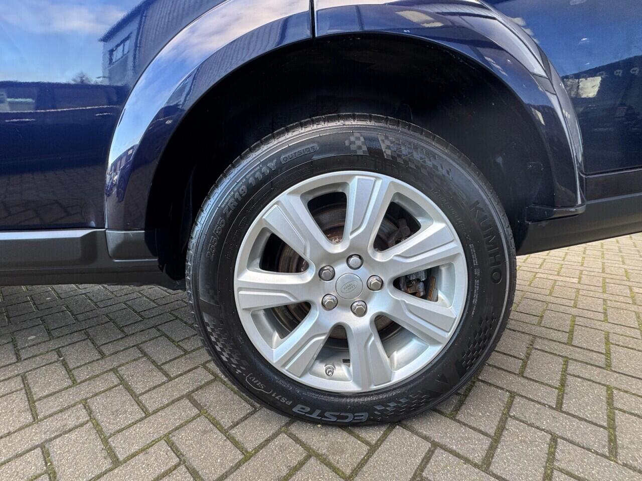 Used Land Rover Discovery 2015 for sale - 76702488: Photo 21