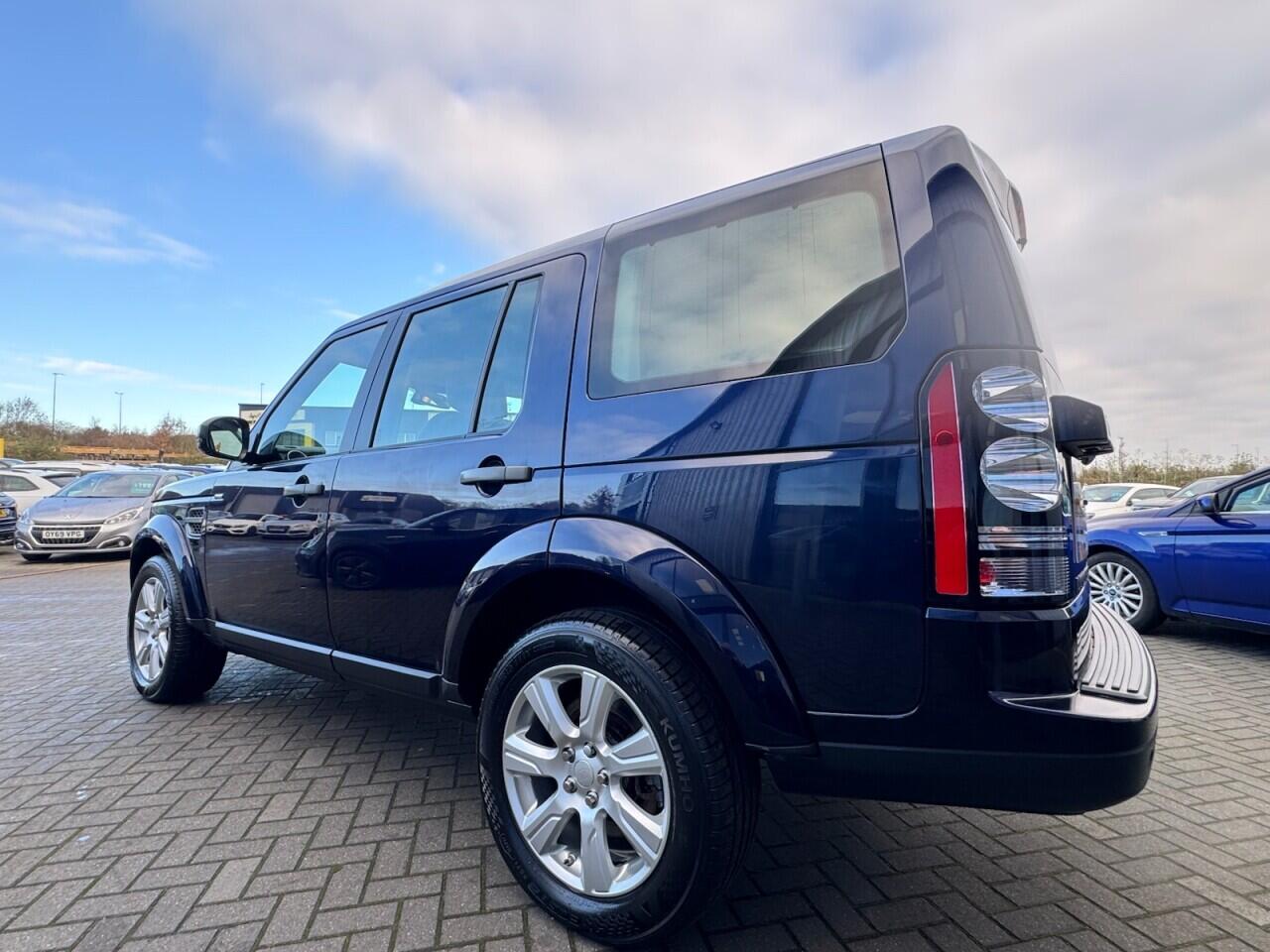 Used Land Rover Discovery 2015 for sale - 76702488: Photo 24