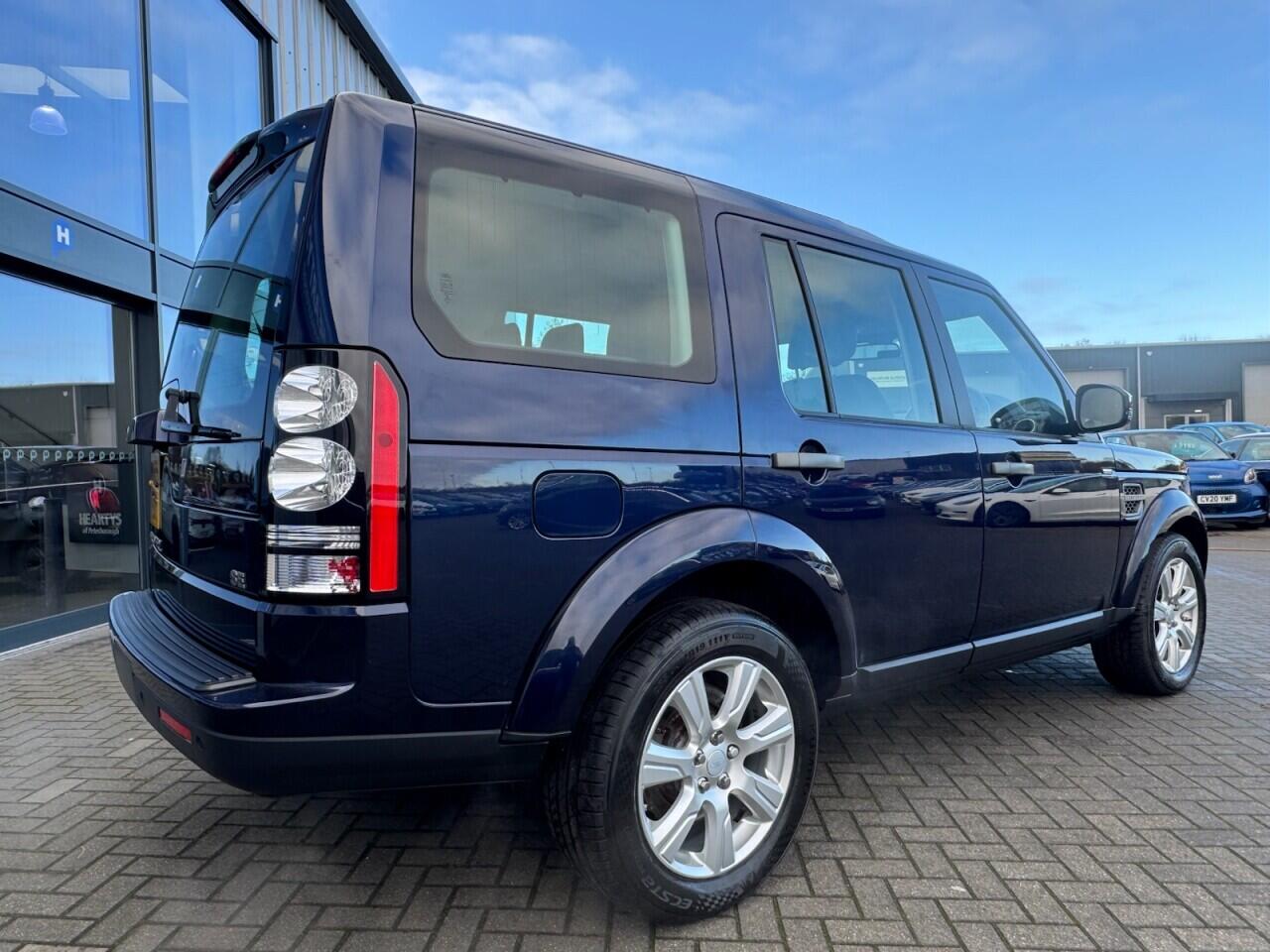 Used Land Rover Discovery 2015 for sale - 76702488: Photo 30