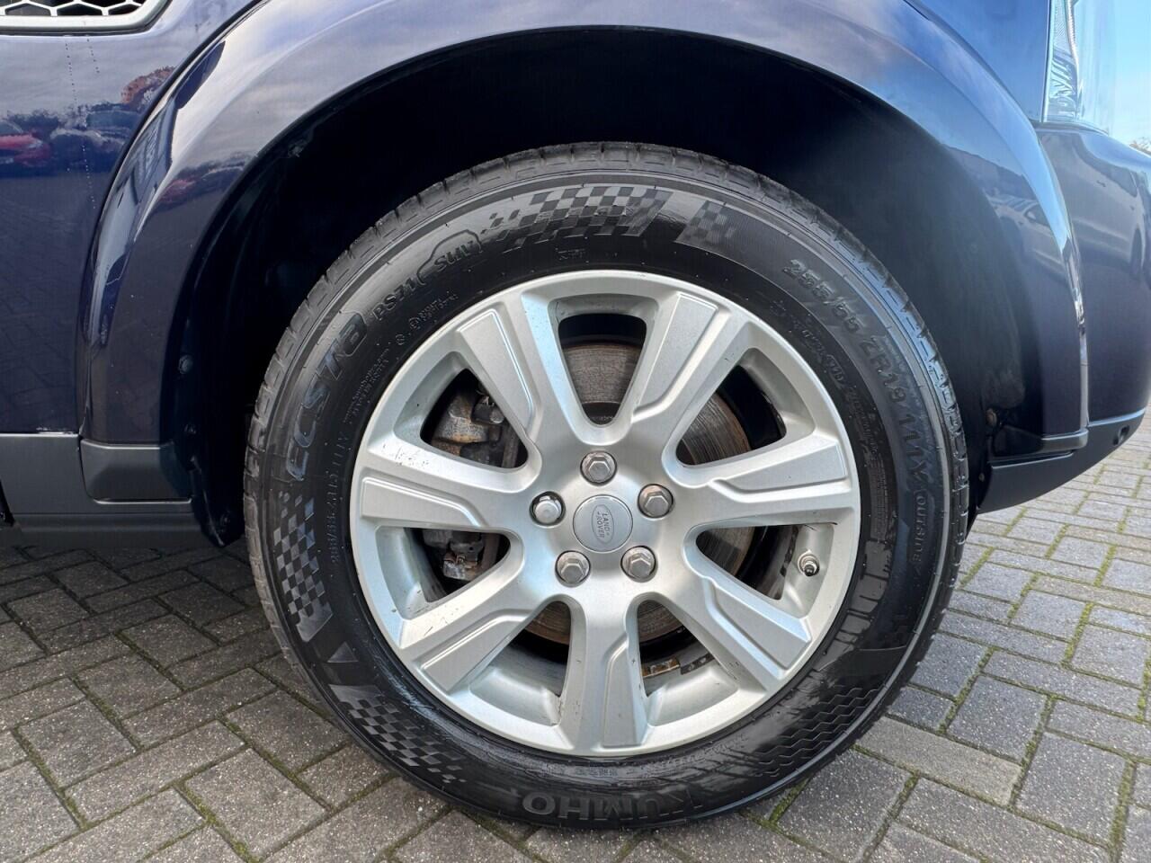 Used Land Rover Discovery 2015 for sale - 76702488: Photo 37