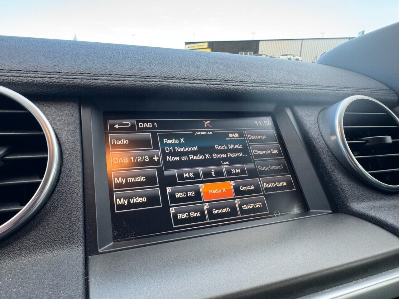 Used Land Rover Discovery 2015 for sale - 76702488: Photo 45