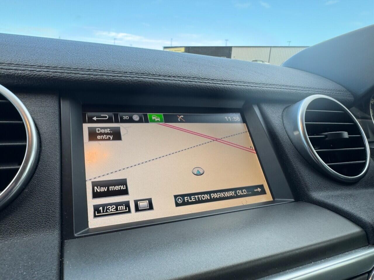 Used Land Rover Discovery 2015 for sale - 76702488: Photo 53