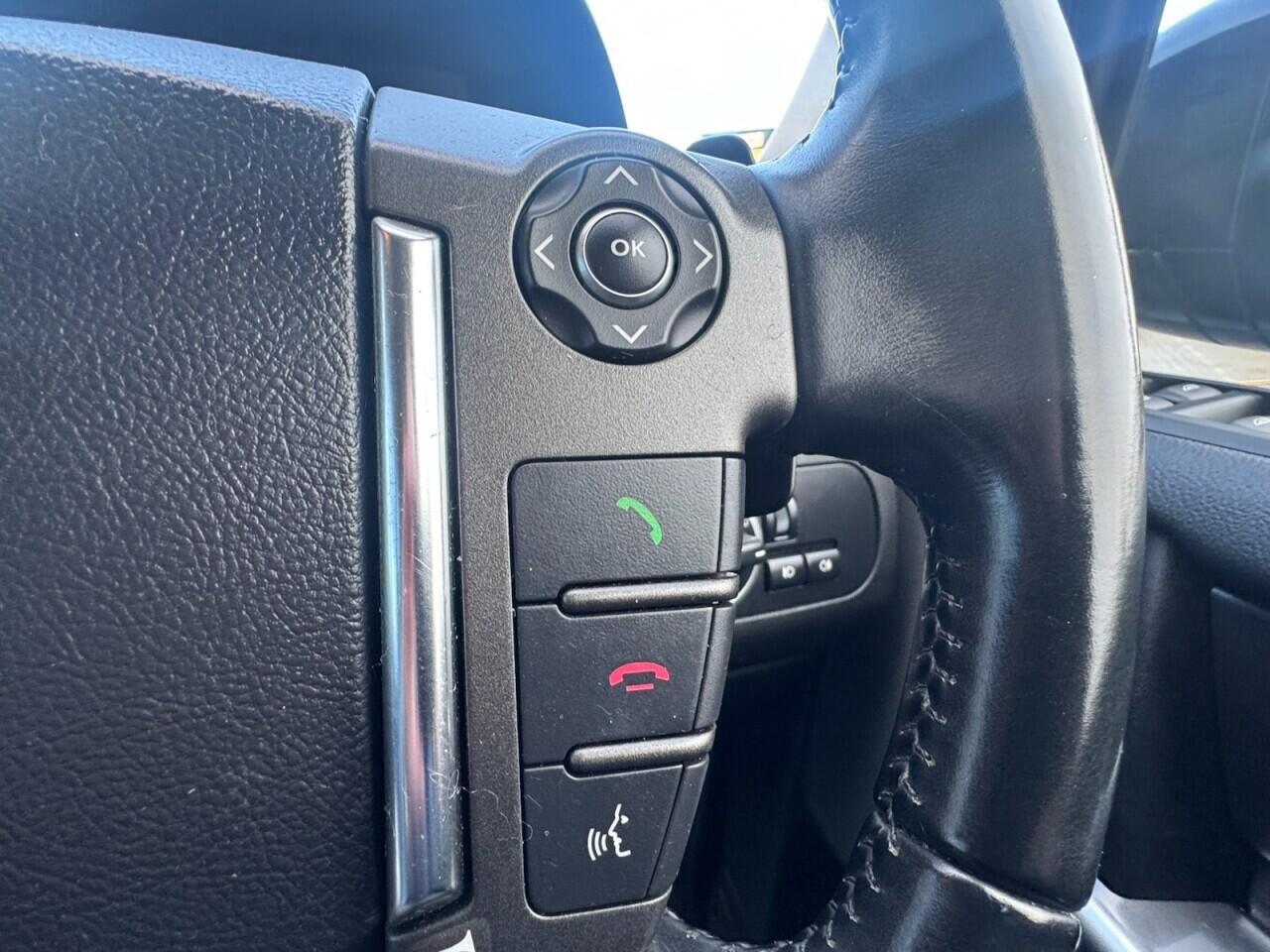 Used Land Rover Discovery 2015 for sale - 76702488: Photo 60