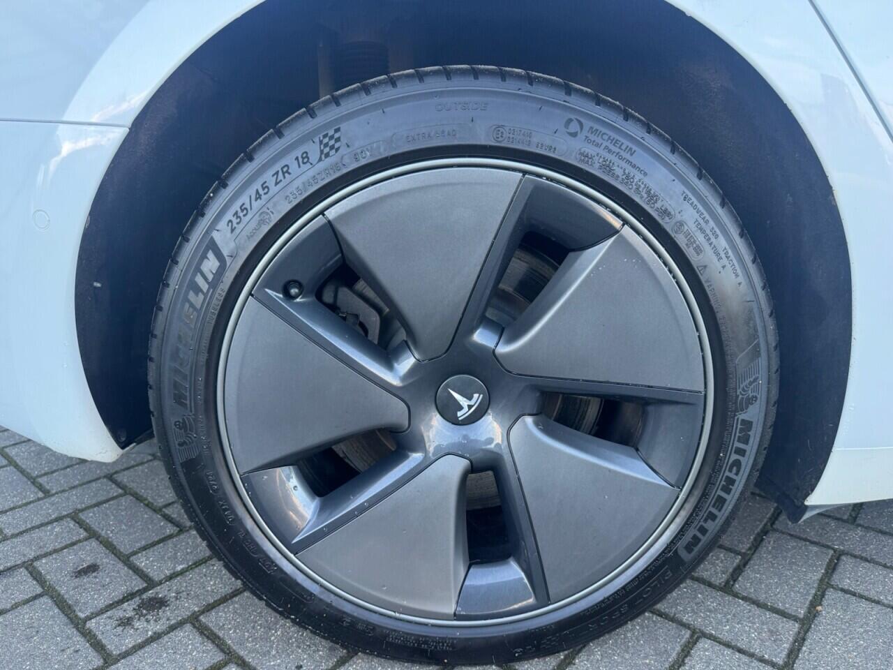 Used Tesla Model 3 2022 for sale - 76702283: Photo 33