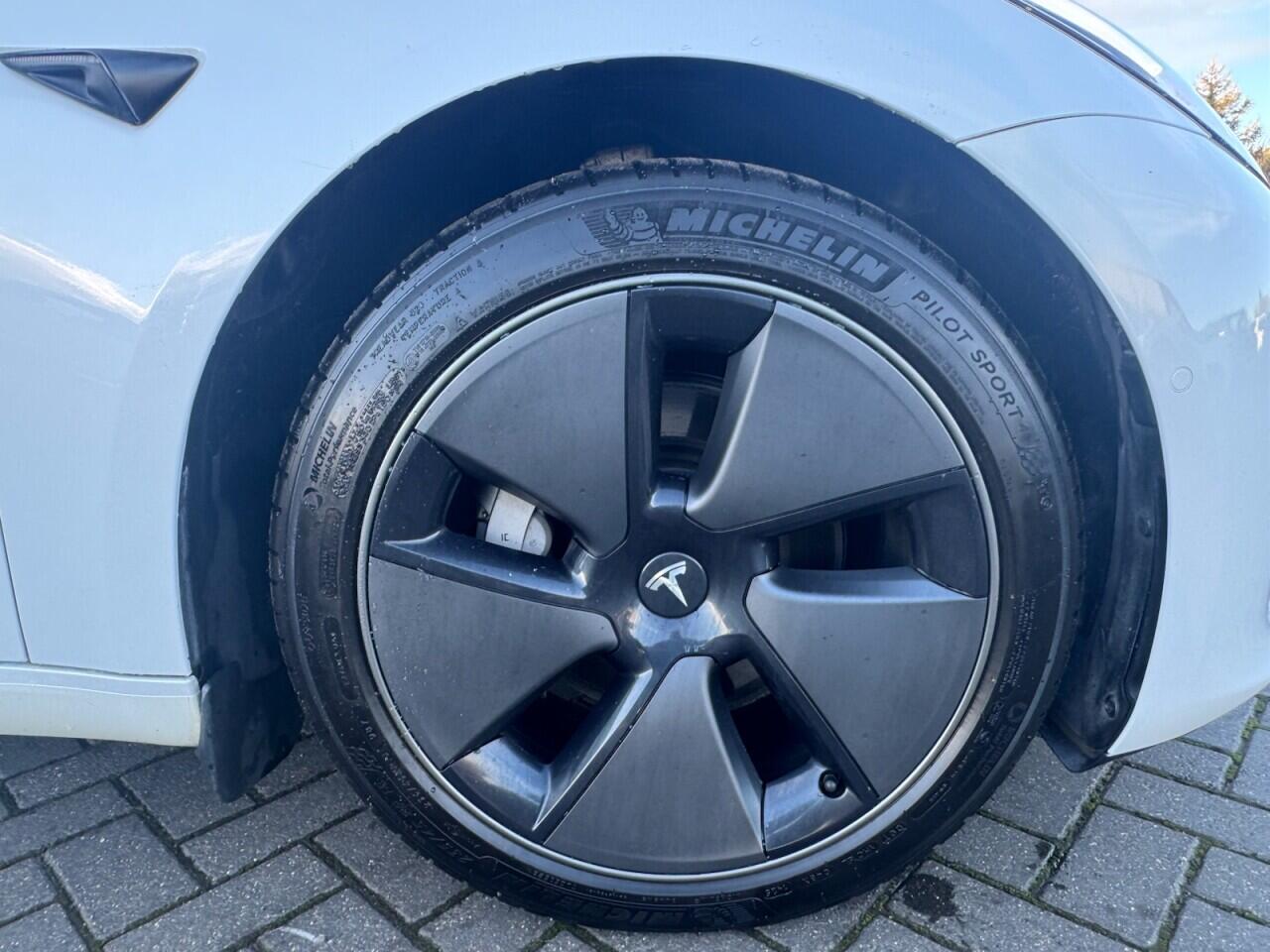 Used Tesla Model 3 2022 for sale - 76702283: Photo 44