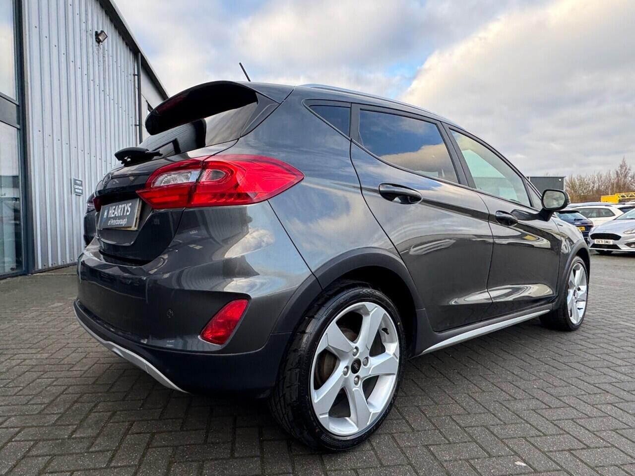 Used Ford Fiesta 2018 for sale - 76866323: Photo 24
