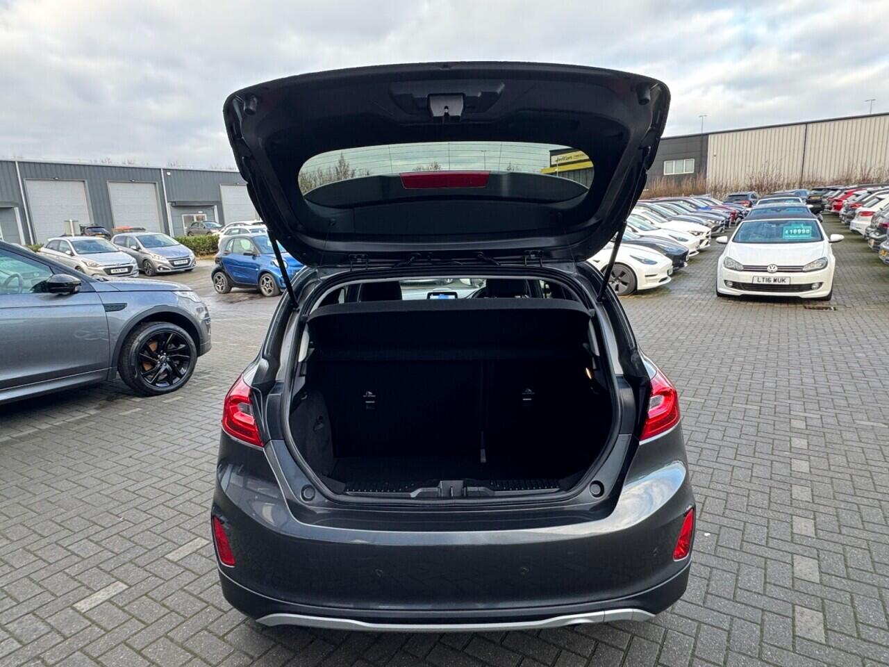 Used Ford Fiesta 2018 for sale - 76866323: Photo 35